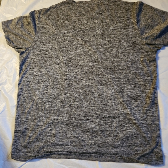 NWOT Puma T shirt - Picture 2 of 4